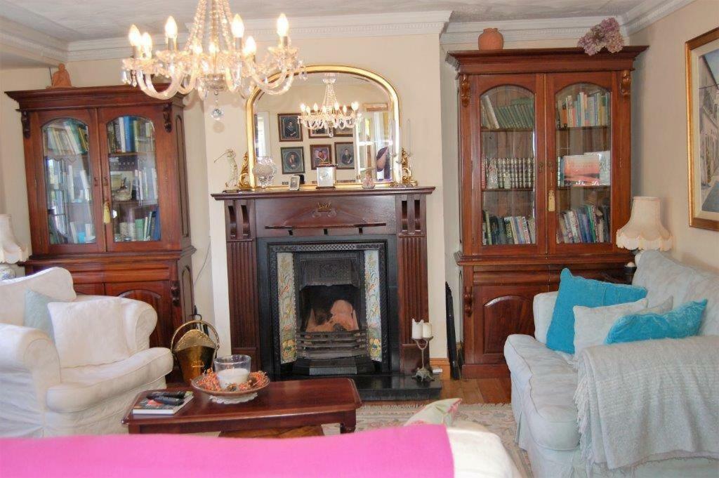 Teach An Easard Bed and Breakfast Clifden Eksteriør billede